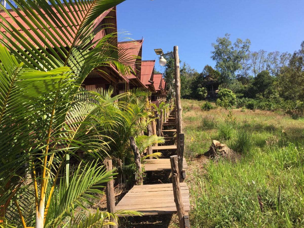 Tree Lodge Senmonorom Exterior foto